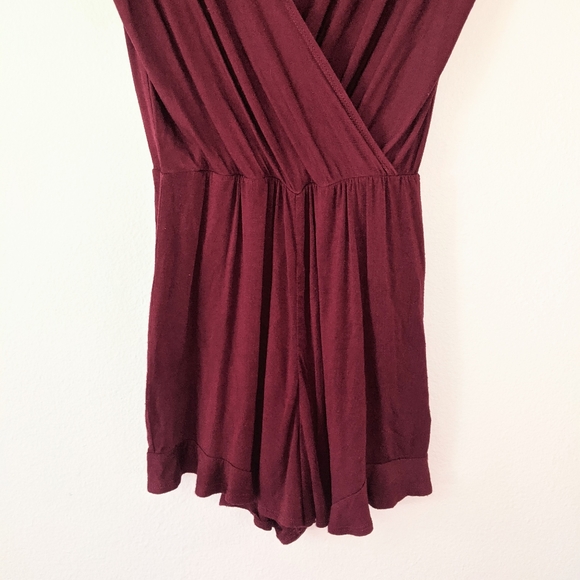 Urban Outfitters Kimchi Blue Surplice Romper - Picture 4 of 9